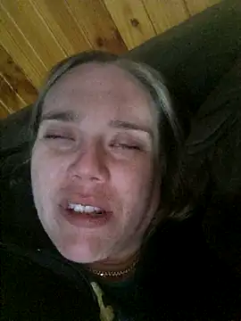 Snapshot of Off_the_Lesh chatting on 11/04/25, 07:13 Off the Lesh online show from 11/04/25, 07:13