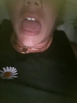 Snapshot of Off_the_Lesh chatting on 11/09/25, 12:53 Off the Lesh online show from 11/09/25, 12:53