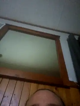 Snapshot of Off_the_Lesh chatting on 11/16/25, 05:51 Off the Lesh online show from 11/16/25, 05:51