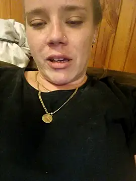 Snapshot of Off_the_Lesh chatting on 11/29/25, 03:37 Off the Lesh online show from 11/29/25, 03:37