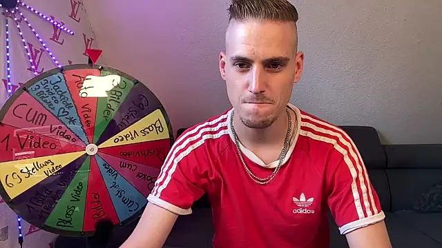 Cookieboy88 online show from 09/19/25, 03:45