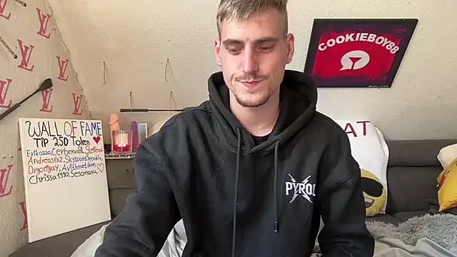 Cookieboy88 online show from 05/20/26, 04:13