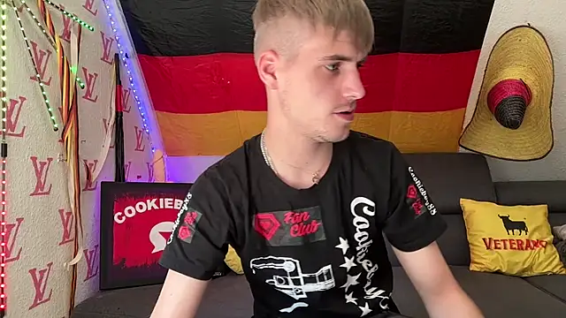 Cookieboy88 online show from 07/01/26, 01:24