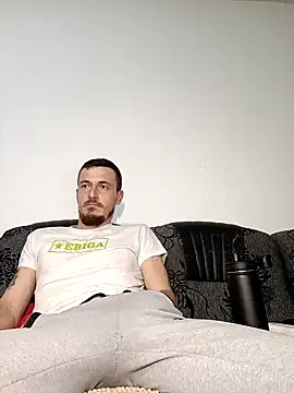 mayk18cm online show from 01/31/25, 02:49