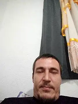 mayk18cm online show from 11/04/25, 10:31