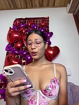 Valentinabaker online show from 02/17/25, 10:40
