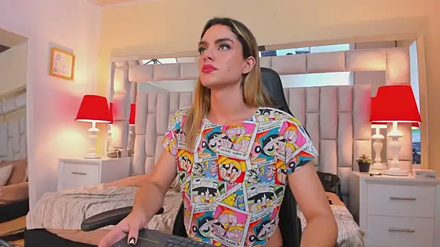 mariiahneedles online show from 12/31/24, 03:55