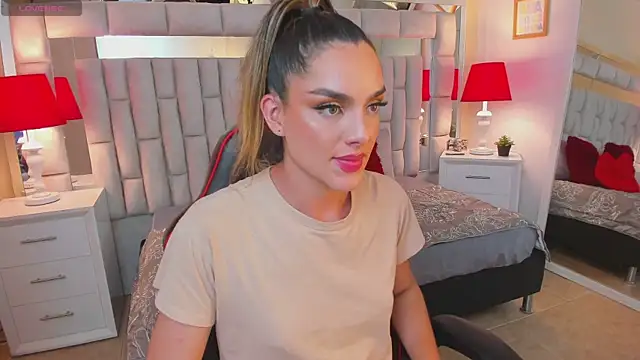 mariiahneedles online show from 02/04/25, 12:40