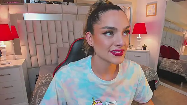 mariiahneedles online show from 02/05/25, 10:33