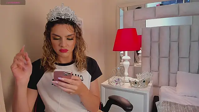 mariiahneedles online show from 02/18/25, 09:31