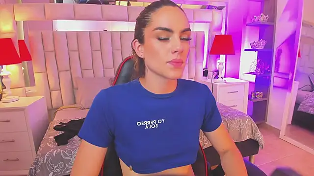 mariiahneedles online show from 03/11/25, 07:15