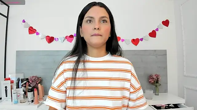 Snapshot of DulceColeman chatting on 02/22/25, 03:23 DulceColeman online show from 02/22/25, 03:23