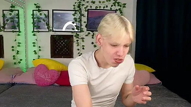 Nick Win online show from 02/04/25, 10:10