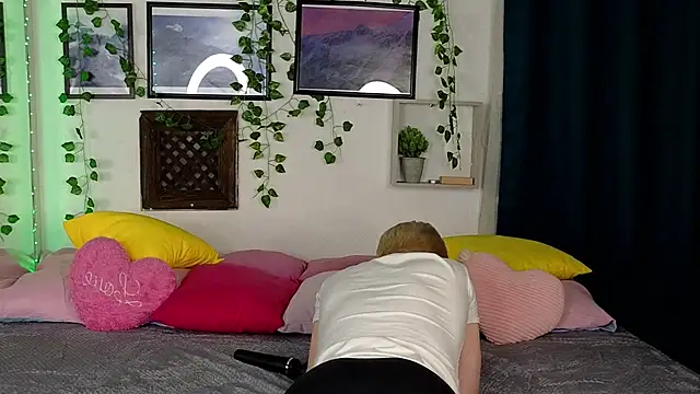 Nick Win online show from 02/04/25, 01:16
