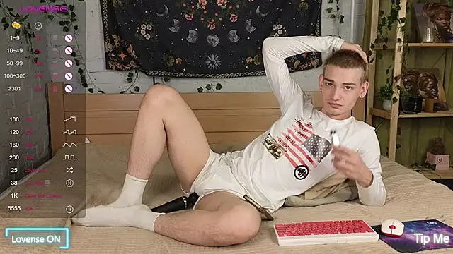 Snapshot of Nick_Win chatting on 10/04/25, 12:58 Nick Win online show from 10/04/25, 12:58