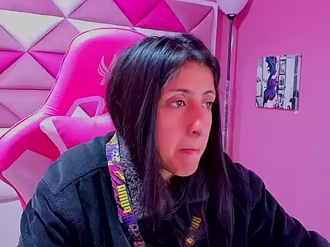 Snapshot of Cameron_cutte chatting on 10/07/25, 02:53 Cameron cutte online show from 10/07/25, 02:53