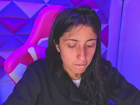 Cameron cutte online show from 12/19/25, 03:13