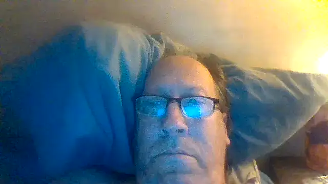Snapshot of hornyrich69 chatting on 01/03/25, 06:22 hornyrich69 online show from 01/03/25, 06:22