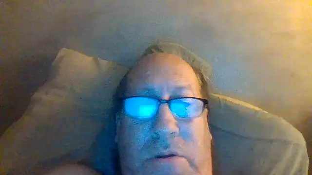 Snapshot of hornyrich69 chatting on 02/28/25, 03:48 hornyrich69 online show from 02/28/25, 03:48