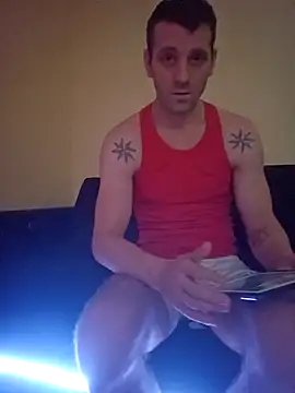 Aian09 online show from 12/12/24, 08:21