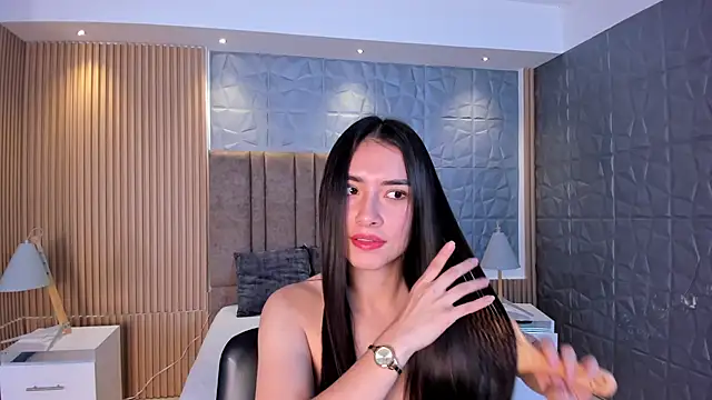 Emmaa Robertss online show from 10/27/25, 03:05