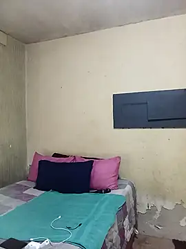 Snapshot of FreakyAngel3X chatting on 11/09/25, 07:39 FreakyAngel3X online show from 11/09/25, 07:39