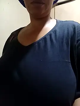 Snapshot of FreakyAngel3X chatting on 11/25/25, 02:50 FreakyAngel3X online show from 11/25/25, 02:50