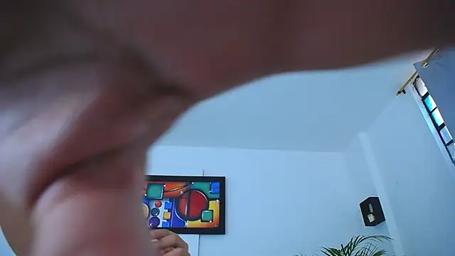 Snapshot of Chiqui_milk_ chatting on 02/22/25, 10:20 Chiqui milk  online show from 02/22/25, 10:20