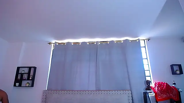 Snapshot of Chiqui_milk_ chatting on 03/10/25, 07:07 Chiqui milk  online show from 03/10/25, 07:07