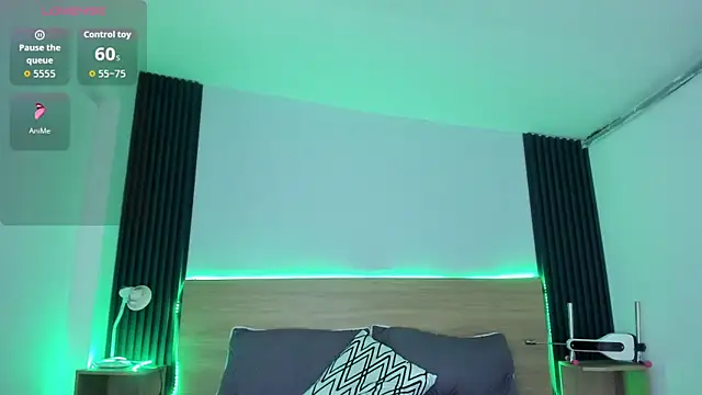 Snapshot of Chiqui_milk_ chatting on 10/30/25, 07:14 Chiqui milk online show from 10/30/25, 07:14