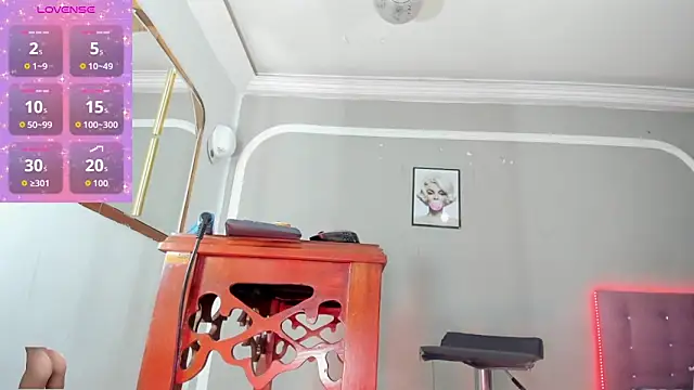 Jimena Grey online show from 12/14/25, 06:08