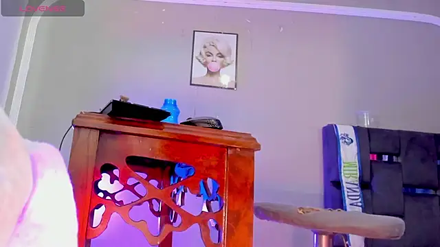 Jimena Grey online show from 06/03/26, 12:46