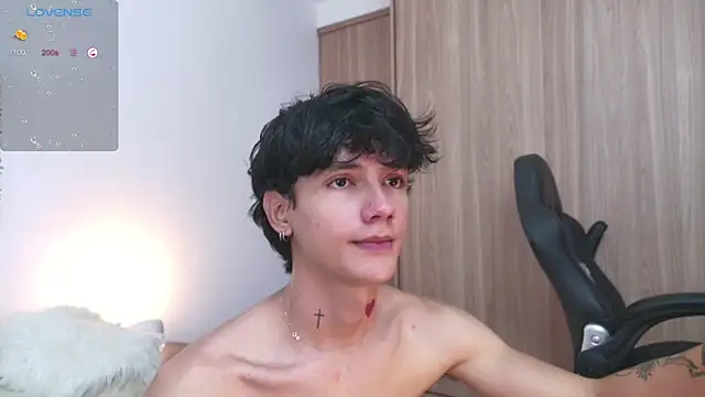 Snapshot of badboy_one_ chatting on 09/27/25, 07:19 badboy one online show from 09/27/25, 07:19