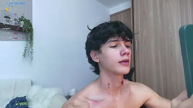 Snapshot of badboy_one_ chatting on 10/04/25, 09:57 badboy one online show from 10/04/25, 09:57