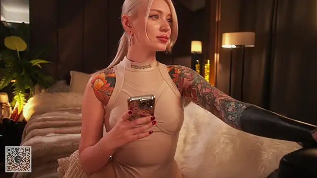 LinaKinky online show from 11/29/25, 03:26