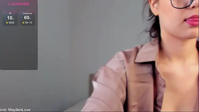 MaylienLove online show from 12/26/24, 07:35