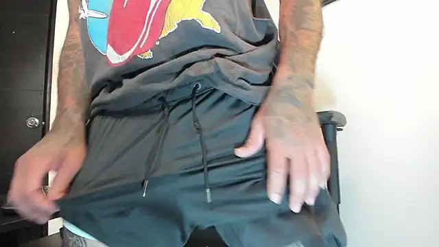 sergiio mesa27 online show from 10/04/25, 01:36