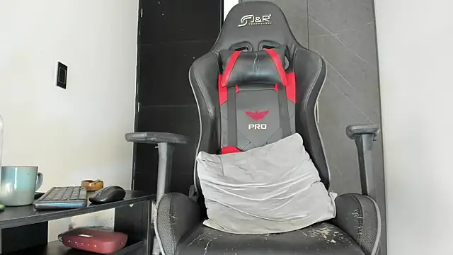 sergiio mesa27 online show from 11/11/25, 03:01