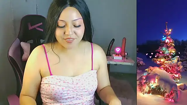 PurpleHaze17 online show from 12/15/25, 02:27