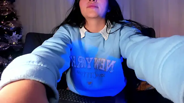 miel gomez online show from 12/14/24, 07:40