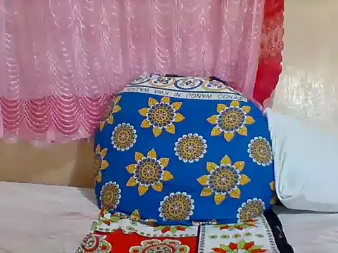 Sexy Villagegal online show from 02/14/25, 11:09