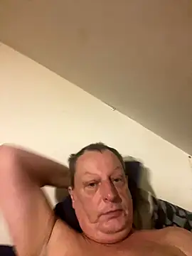 chubbybear2cum online show from 10/03/25, 12:35