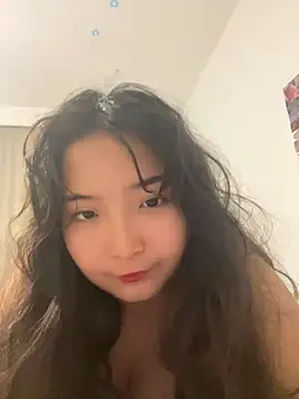 cutie mio online show from 12/21/24, 07:06