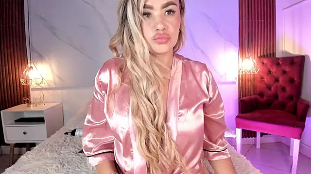 agatha zc online show from 03/20/25, 05:47