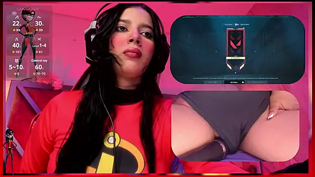 Snapshot of SweetieCloe_ chatting on 10/19/25, 09:04 SweetieCloe online show from 10/19/25, 09:04