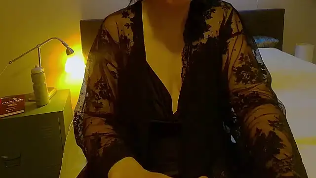 Ella Next Door online show from 12/21/24, 10:19