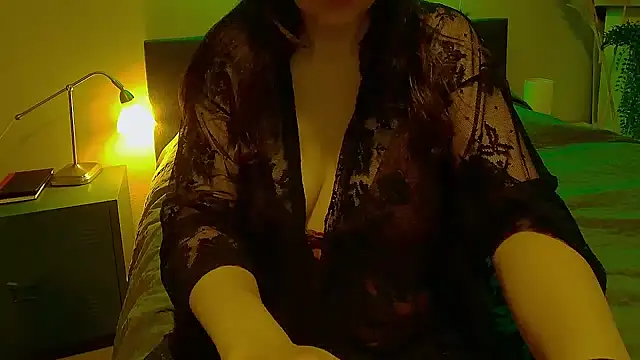 Ella Next Door online show from 01/04/25, 10:55