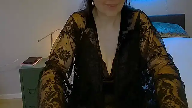 Ella Next Door online show from 01/16/25, 08:00
