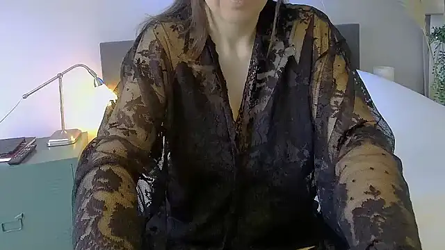 Ella Next Door online show from 01/17/25, 11:27