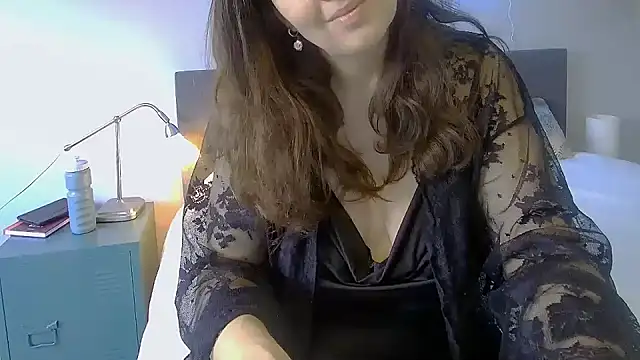 Ella Next Door online show from 01/23/25, 09:50